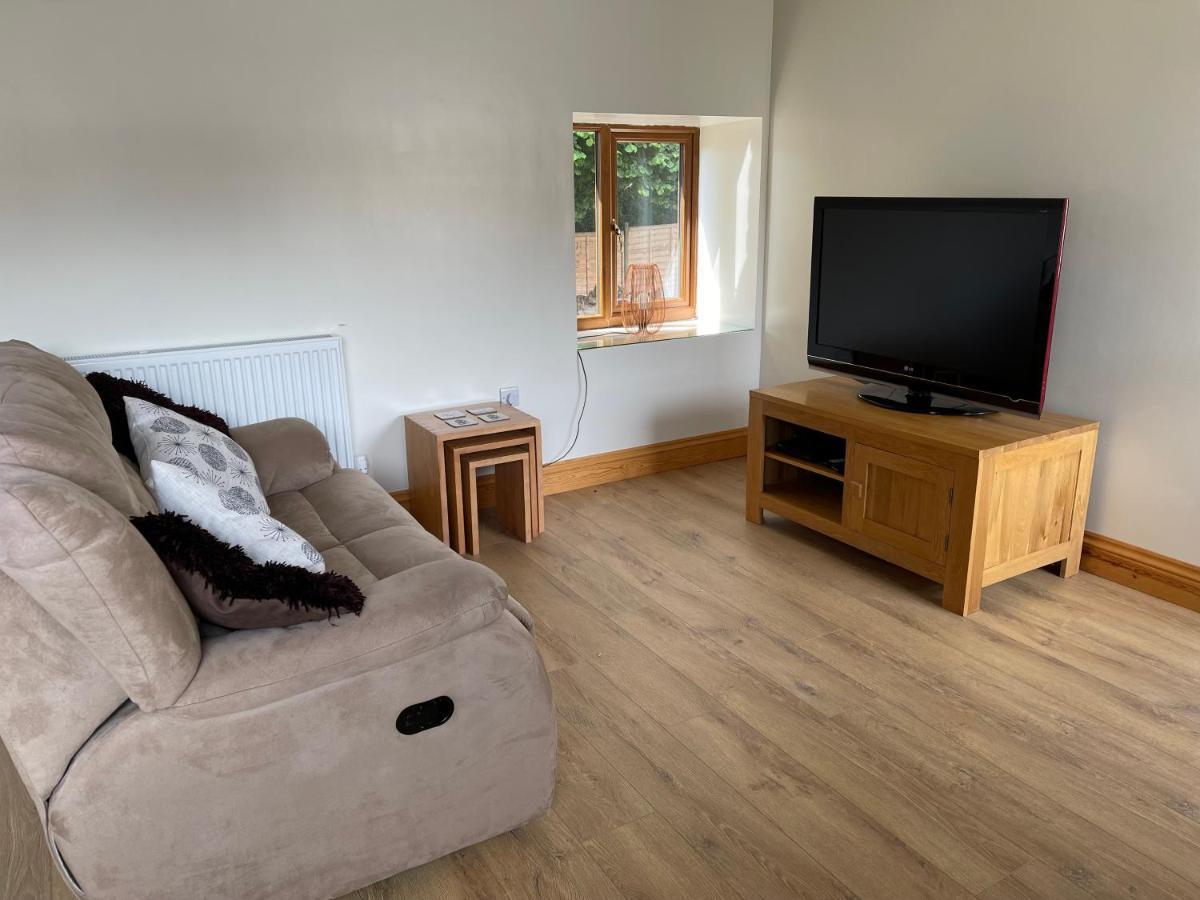Red Kite Barn Villa Ammanford Exterior photo